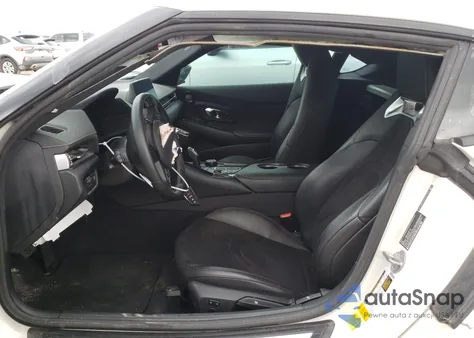 2021 Toyota Supra z USA, uszkodzony, nr VIN WZ1DB2C00MW037654